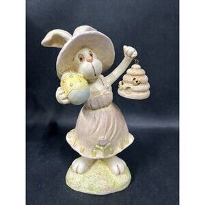 VTG Easter Bunny Rabbit Girl 9” w/Basket, Dress & Hat Holding Egg‎ & Bee Hive